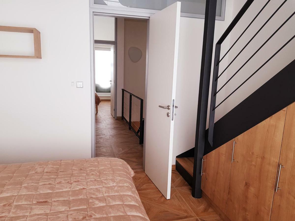 G.Apartment'S Klinovec Loucna pod Klinovcem Exterior photo